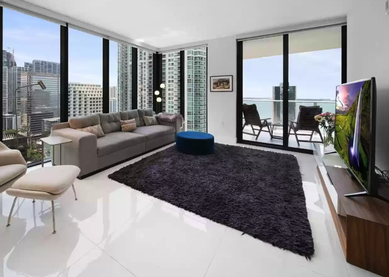 1010 Brickell Ave Unit 3301 Miami FL 33131.png